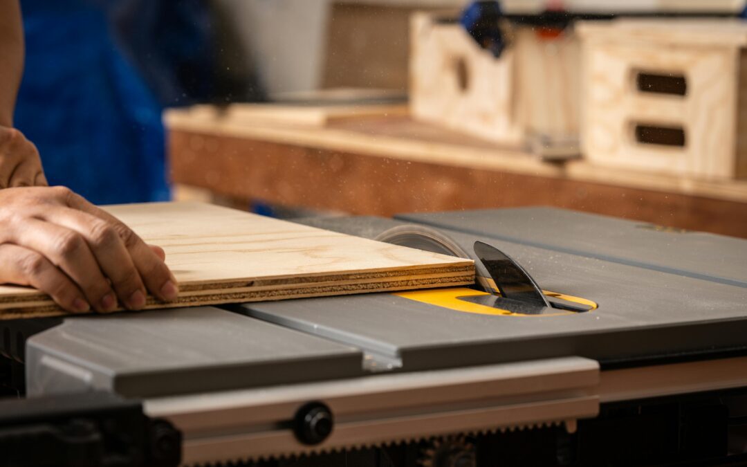 At a Glance: Choosing the Right Plywood for Your Framing Needs